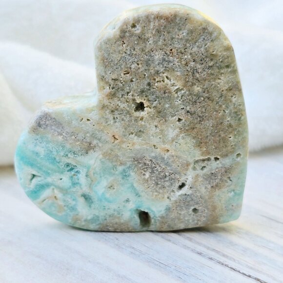 Hemimorphite Heart–59g Blue-Green Crystal for Emotional Balance Grounded Healing - Picture 3 of 15